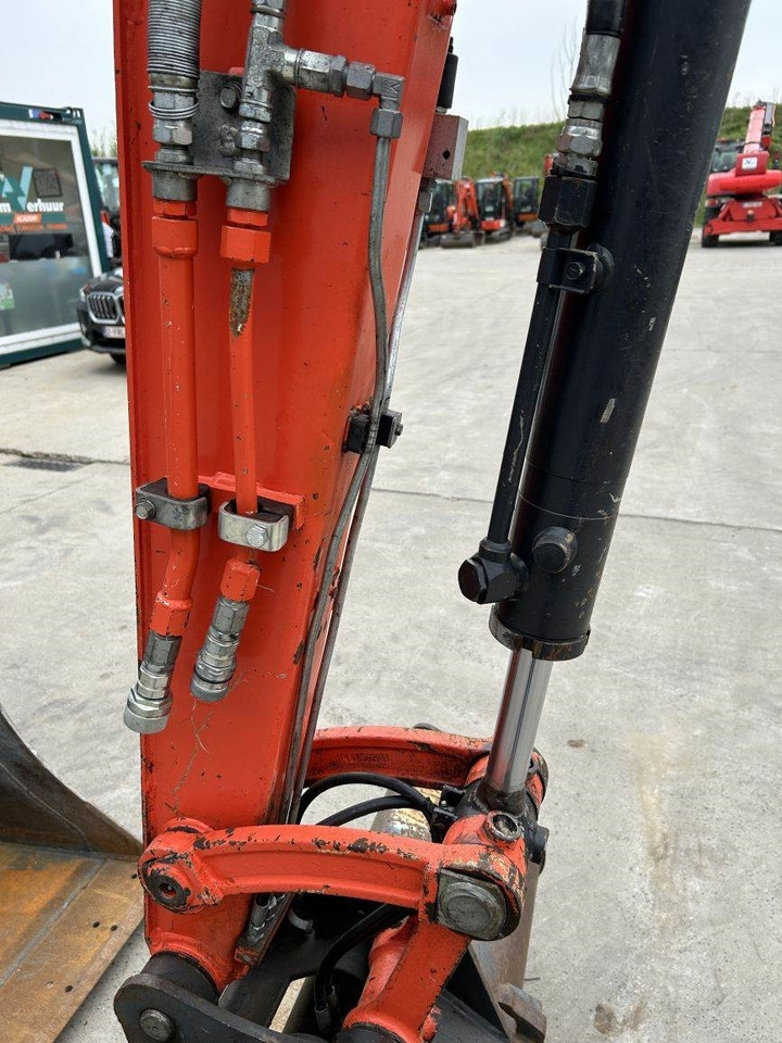 Mini excavator Kubota U50-5 (5024): picture 12