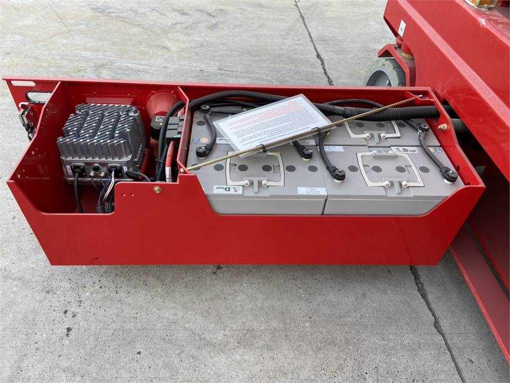 Scissor lift Magni ES1612ACP (7896): picture 9