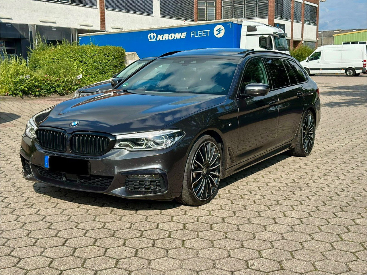 BMW M 540d xD Touring A*M Sport*HuD*20 Zoll*Pano*LED - Station wagon: picture 5 BMW M 540d xD Touring A*M Sport*HuD*20 Zoll*Pano*LED - Station wagon: picture 5